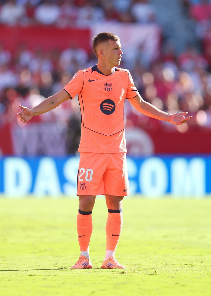 关于塞维利亚发布备战花絮，赛后完成体检，欧冠任务艰巨，轮换策略成焦点的信息